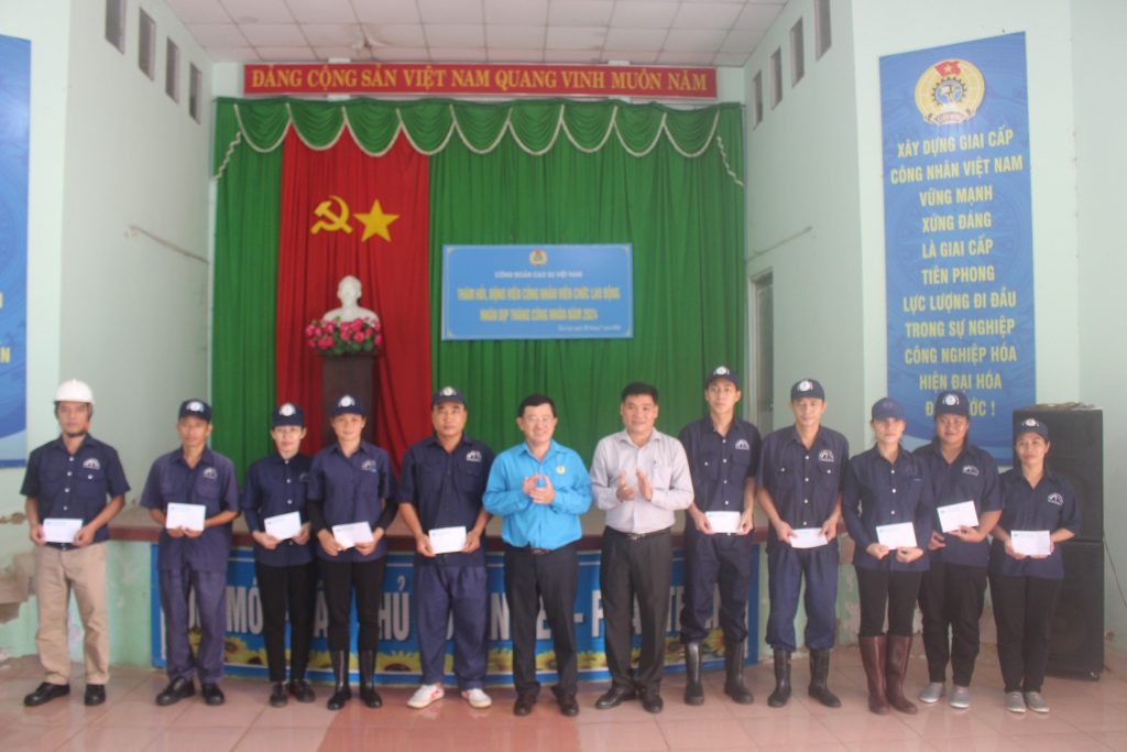 Cao su Bình Long thu nhập bình quân 6 tháng đầu năm 2024 trên 9 triệu đồng/người/tháng